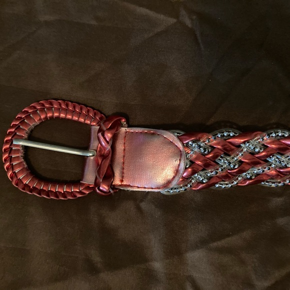 Vintage 80s red and silver braided leather wide style belt - Picture 3 of 4